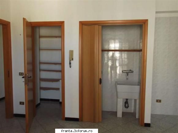 2 poza apartament de inchiriat italia / trapani *mazara del vallo*